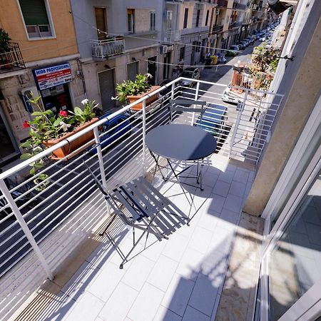 Hotel Urban Oasis à Bari Extérieur photo