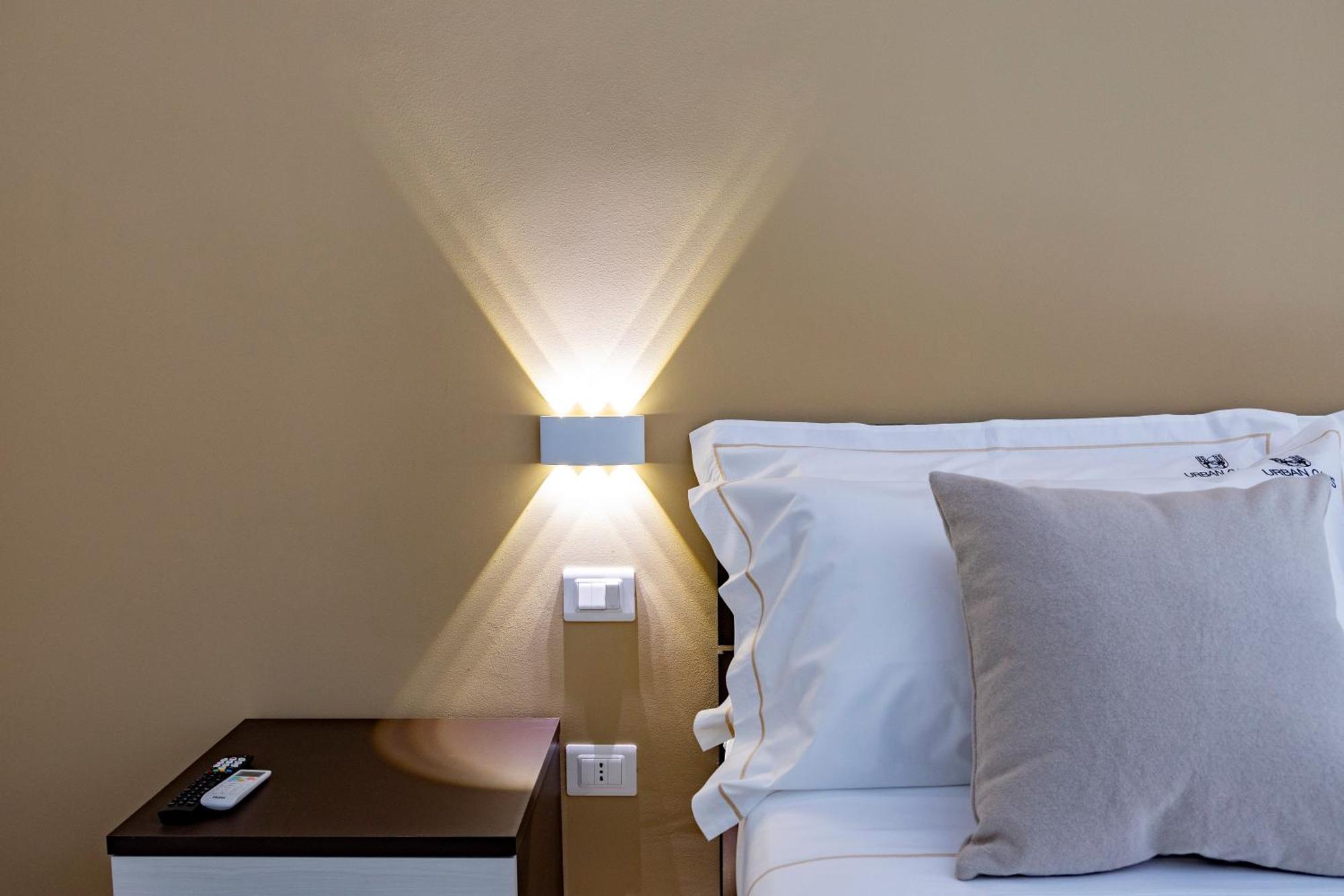Hotel Urban Oasis à Bari Extérieur photo